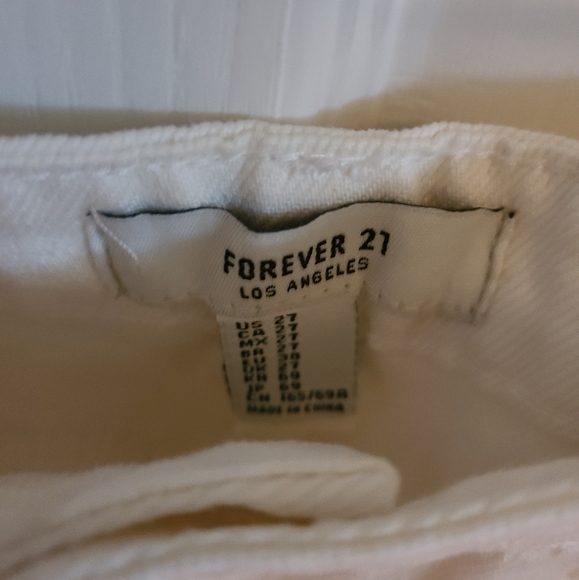 Forever 21 Mid-Rise Shorts - Picture 5 of 5